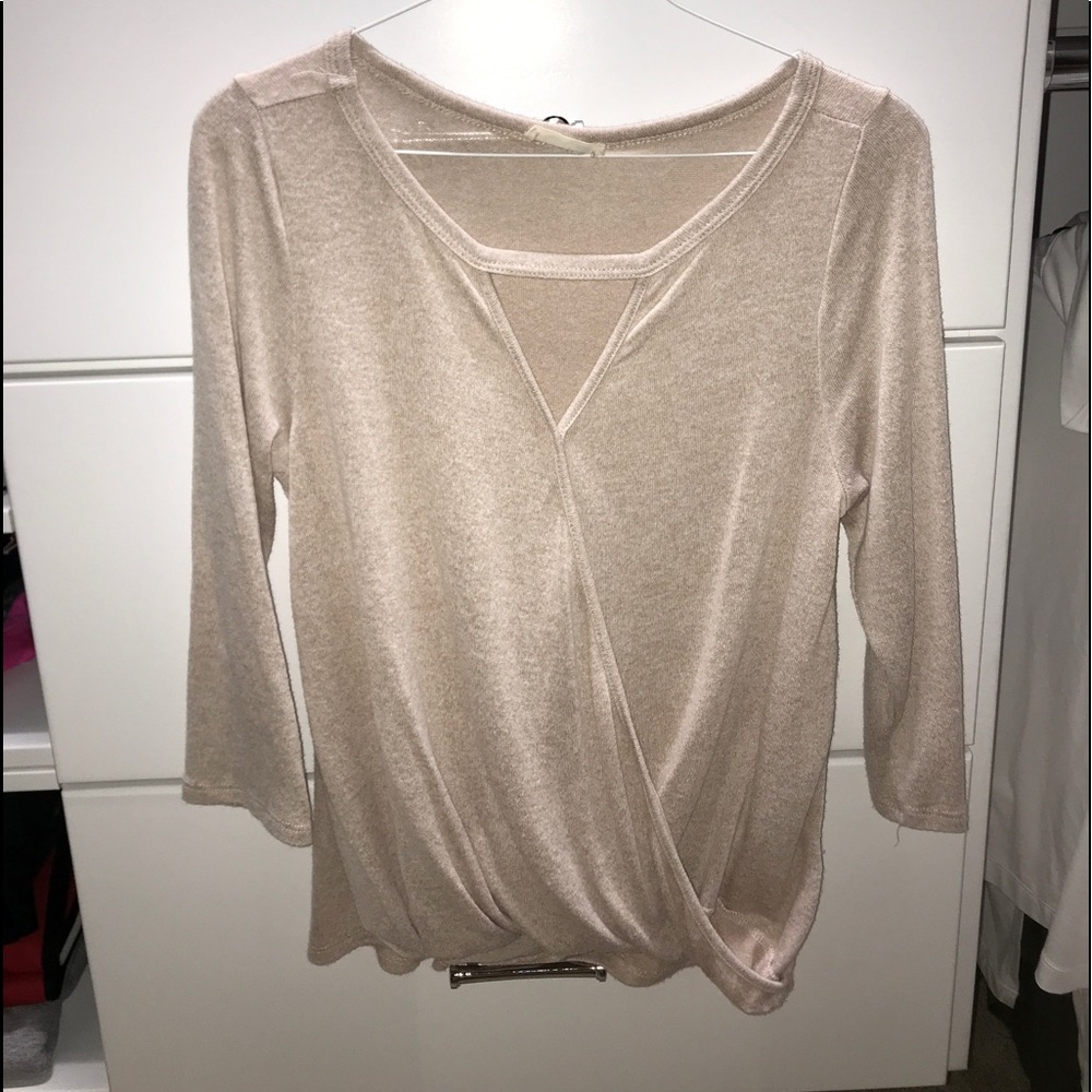 three quarter length sleeve jella c. shirt